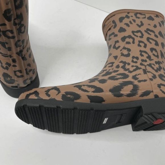 Hunter Short Brown Cheetah Print Boots‎ - Picture 5 of 7